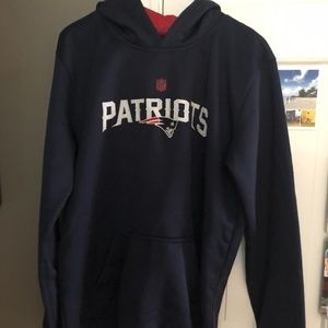 NFL youth Patriots sweatshirt Like NEW